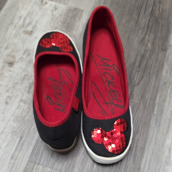 Disney Black and Red Wedges with Mickey Design - Picture 3 of 5